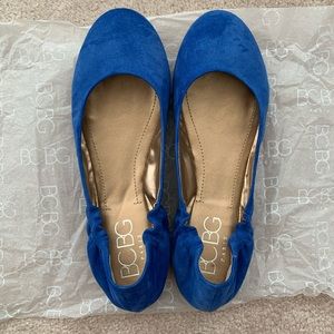 BCBG Paris blue flats